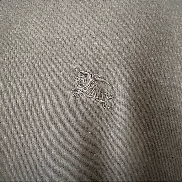 Burberry  men’s sweater - Picture 9 of 11
